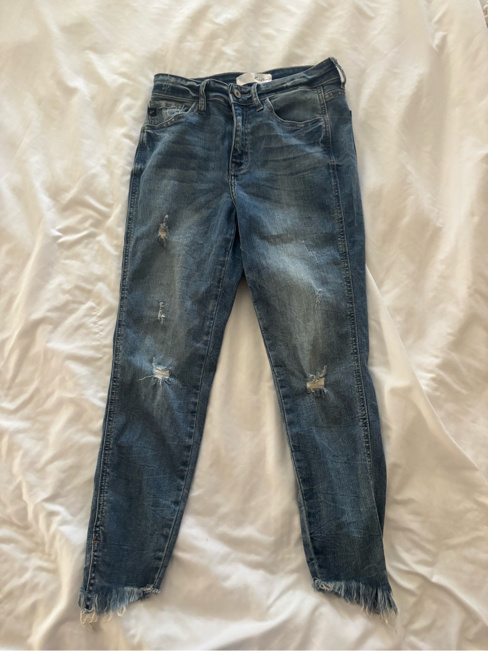 kancan cropped frayed hem